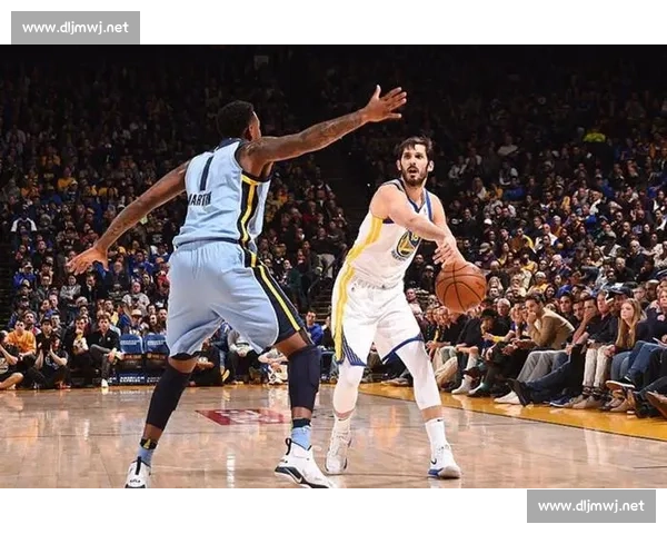 勇士vs国王卡斯比爆发之夜西部对决走势全解析赛场焦点深度观察