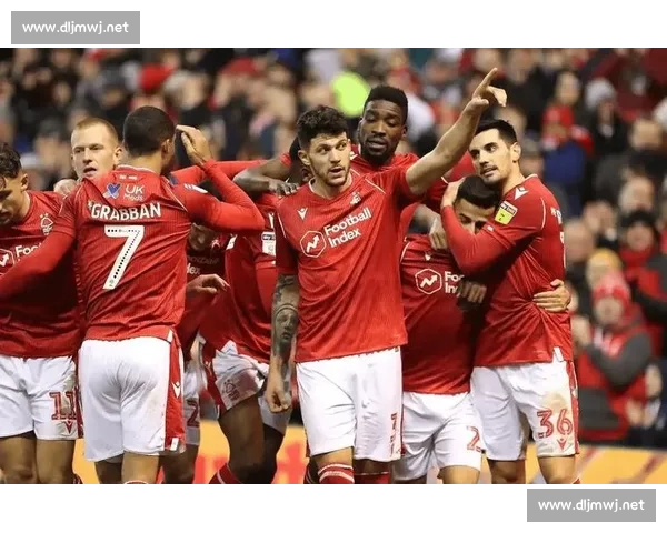 南安普顿主场迎战曼联英超焦点之战悬念拉满红魔与圣徒碰撞夜