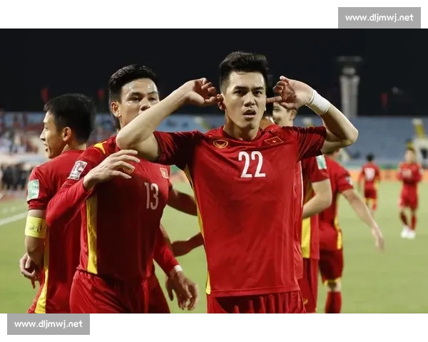 缅甸队与越南队激烈对决 两国足球实力碰撞展开精彩较量